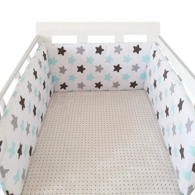 Tour de lit bébé