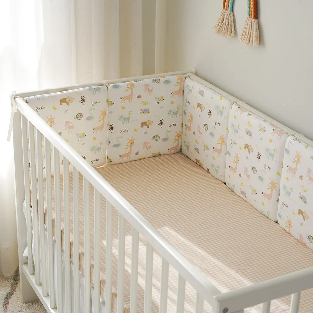 Tour de lit bébé